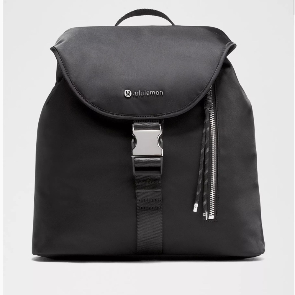 lululemon athletica Black Modern Backpack with Tags